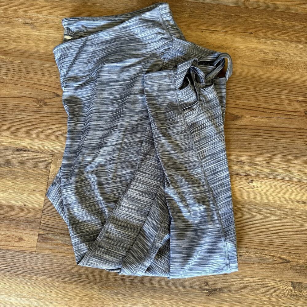 Old Navy Active Womens Gray Go-Dry Fitted Leggings Size XXL